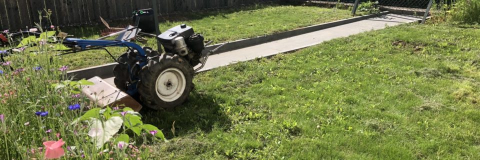 Dir wellt äeren Gaart gären gefräst hunn?